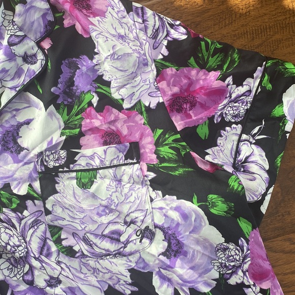 ♻️Victoria’s Secret Floral Sleepwear Blouse •Size XXL• ♻️ - Picture 4 of 5